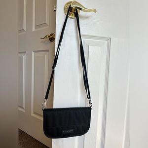 Sherpani Zoe Crossbody Wallet - NWOT